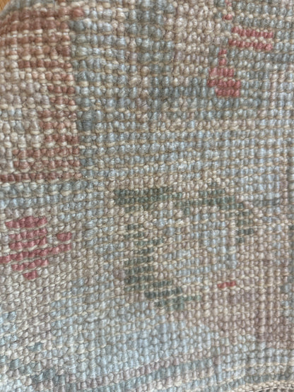Turkish Oushak Rug, 2'1" x 3'8", in cream, peach, pink and teal - photo 4