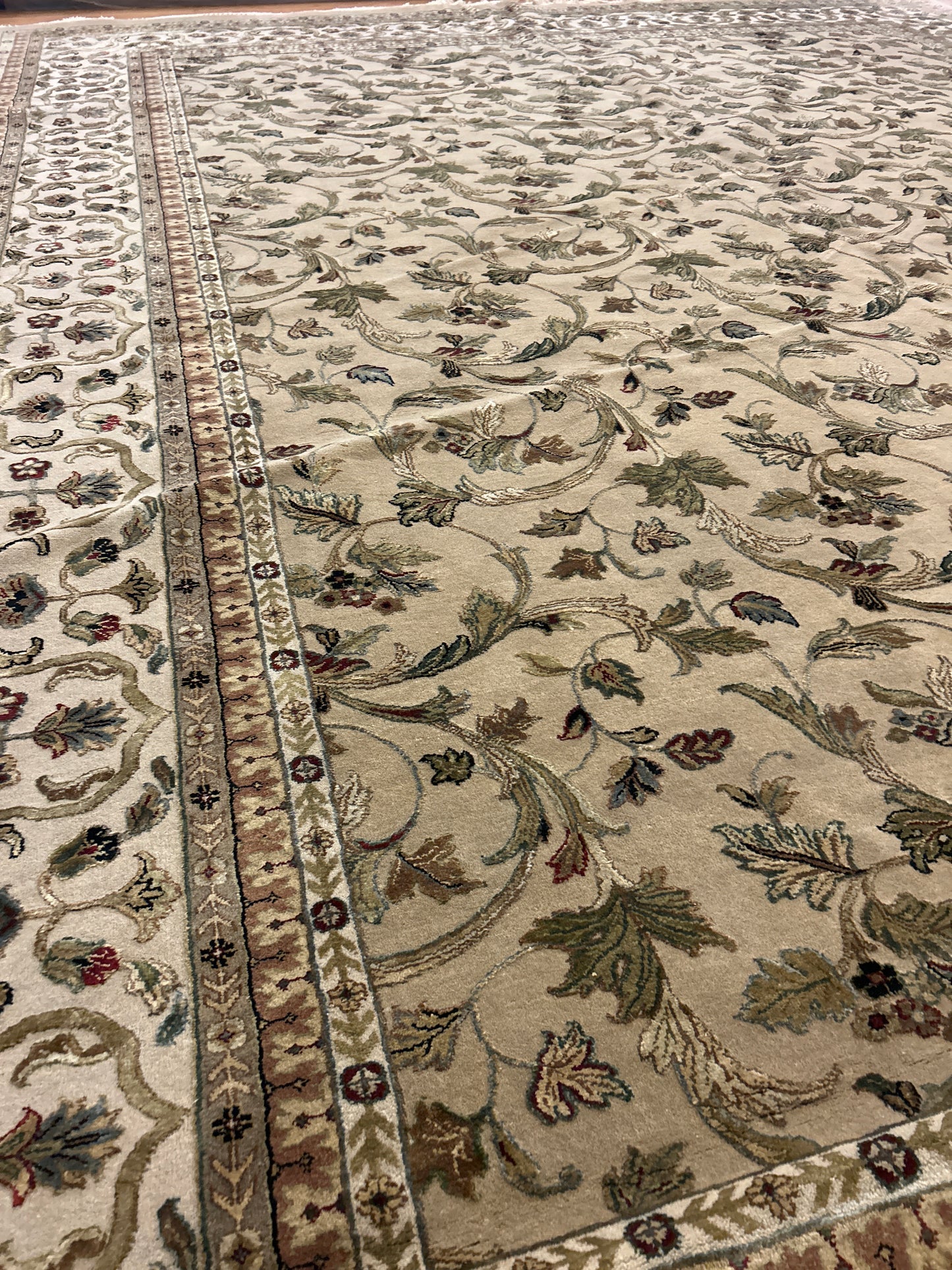 Indian Agra Jaipur W/silk - 12.0x15.0 - P6332