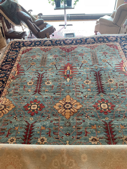 Afghan Heriz Serapi Rug, 9'8" x 13'5", in baby blue, gold, ivory and navy - photo 2