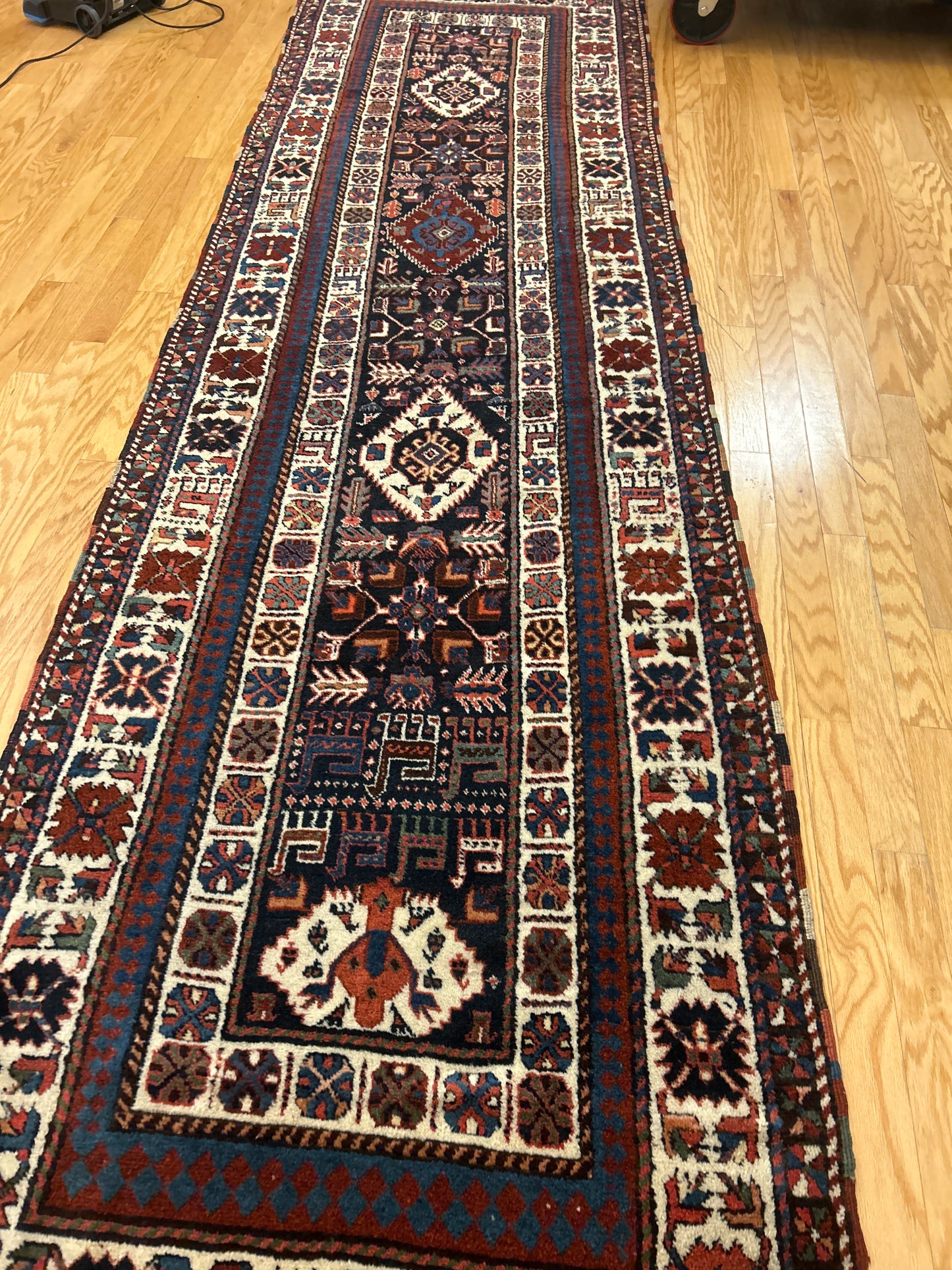 Russian Kazak - 3.8x13.2 - Z557761