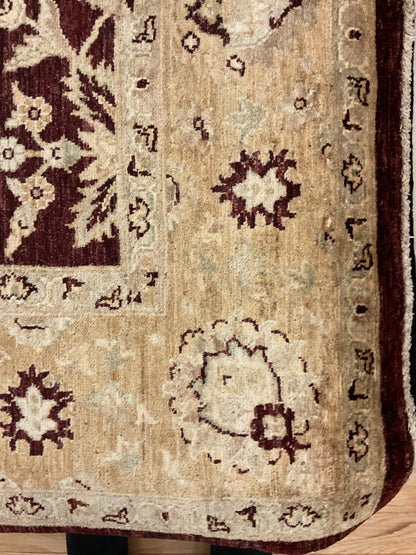 Pakistani Peshawar Rug, 8'3" x 10'1", in beige, burgundy and cream - photo 3