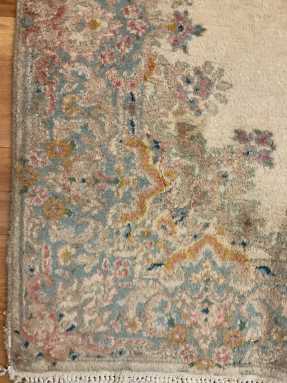 Antique Persian Kerman Rug, 4' x 6'1", in baby blue, gold and ivory - photo 2