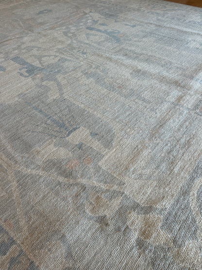 Afghan Oushak Rug, 9' x 11'8", in beige, blue, grey and salmon - photo 3