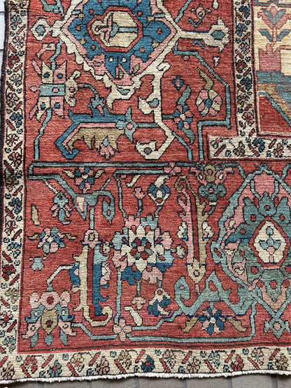 Antique Persian Serapi Rug, 13'1" x 19', in beige, red and teal - photo 3