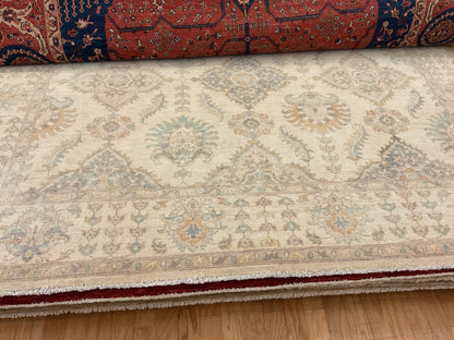 Pakistani Peshawar Rug, 8'1" x 10'3", in beige, gold, grey and ivory - photo 3