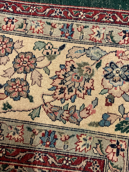 Sino Kashan Rug, 6' x 9', in beige, gold, hunter green and red - photo 4