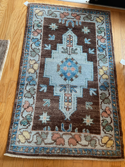 Turkish Oushak Rug, 3'1" x 5', in baby blue, brown, pink and yellow - photo 2