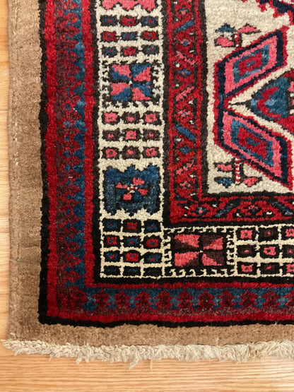 Antique Persian Kurdish Sarab Rug, 3'9" x 5'10", in beige, ivory, navy and red - photo 3