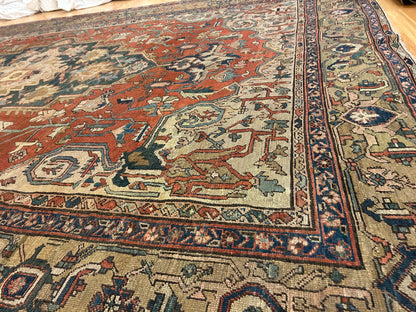 Antique Persian Serapi Rug, 8'3" x 11'4", in brick, green, ivory and navy - photo 2