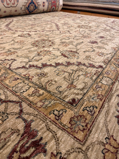 Indian Peshawar Rug, 8' x 9'9", in beige, burgundy and tan - photo 6