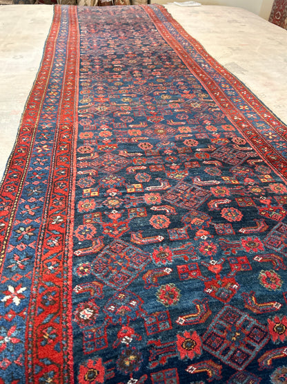 Antique Persian Kurdish Runner, 3'8" x 17'4", in ivory, navy, red and rust - photo 4