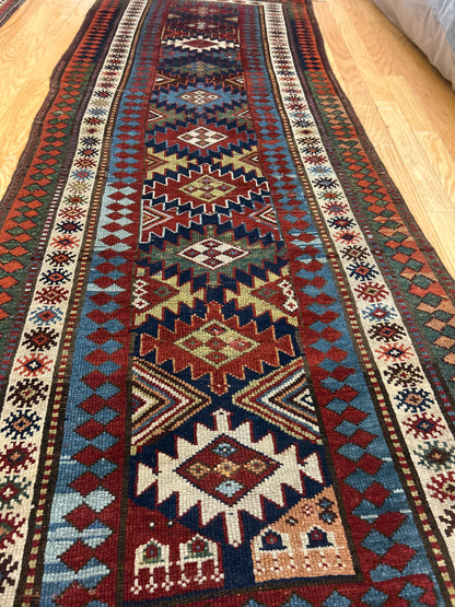 Antique Russian Kazak Runner, 3'2" x 8'11", in ivory, navy, red and rust - photo 4