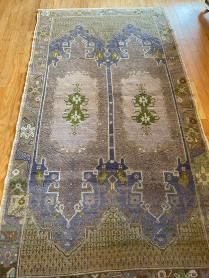 Vintage Turkish Anatolian Rug, 4'7" x 8'8", in green, grey, khaki and periwinkle - photo 2