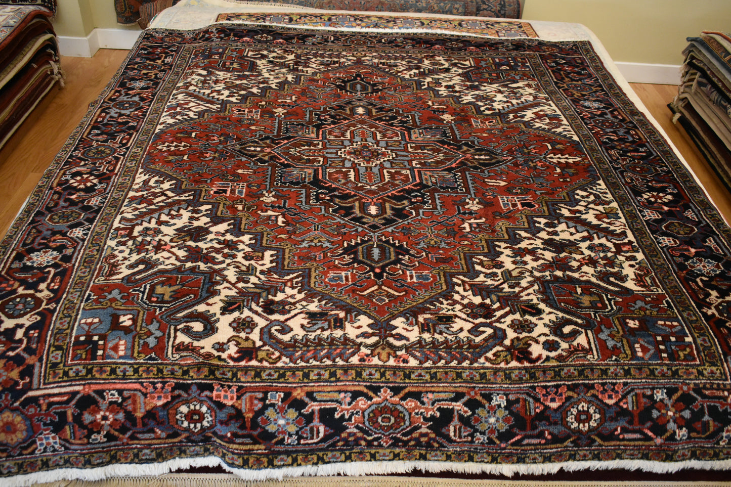 Persian Heriz - 7.9x8.4 - 3359