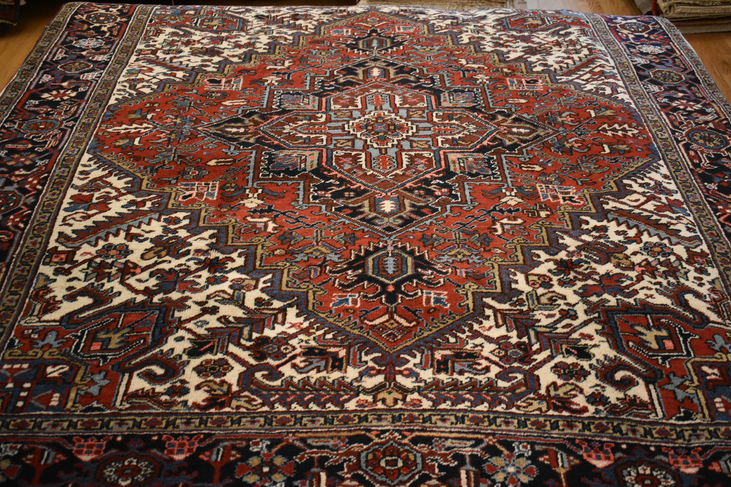 Persian Heriz - 7.9x8.4 - 3359