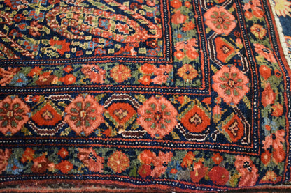 Antique Persian Senneh Rug, 4'6" x 6'10", in green, navy, pink and red - photo 5