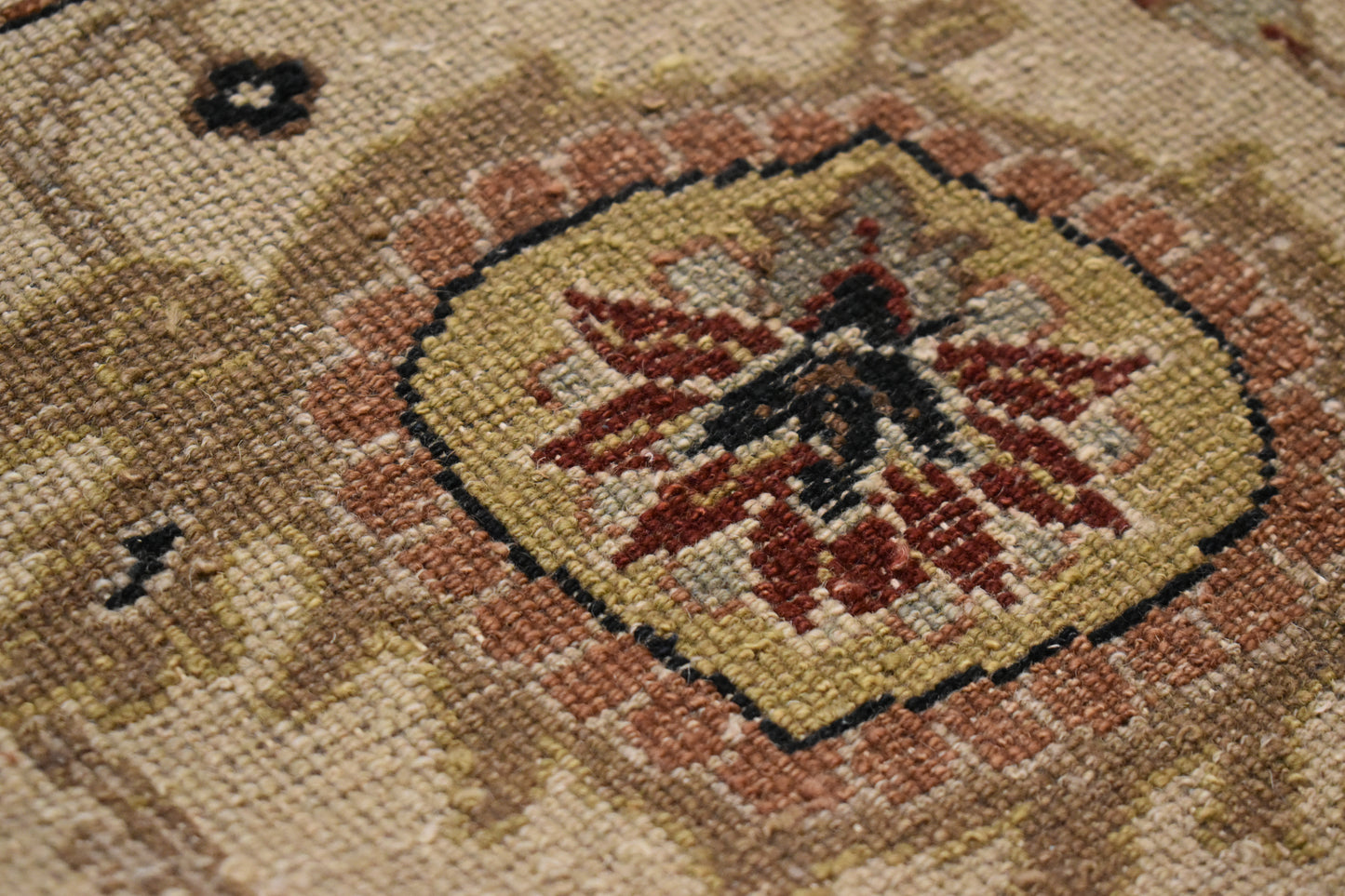 Indian Peshawar - 12.5x18.3 - M6258