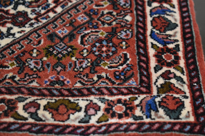 Persian Bidjar Rug, 1'8" x 2', in ivory, navy and rust - photo 2