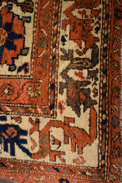 Persian Kurdish Rug, 4'4" x 6'7", in ivory, navy and orange - photo 2