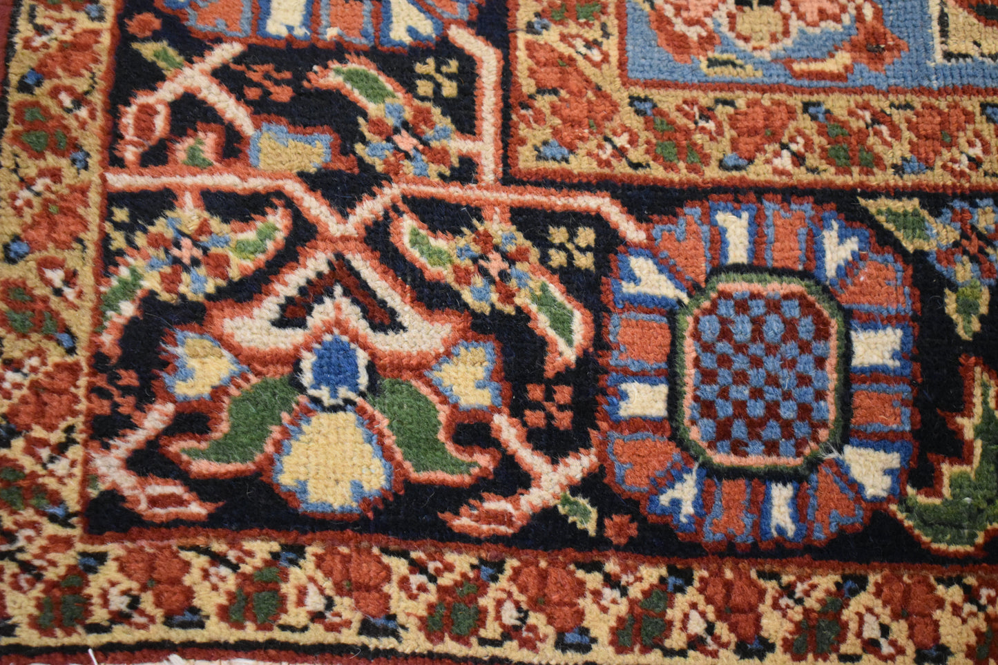 Persian Heriz - 5.8x6.10 - 117993