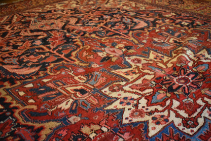 Vintage Persian Heriz Rug, 9'5" x 12'8", in brick, ivory, navy and yellow - photo 7