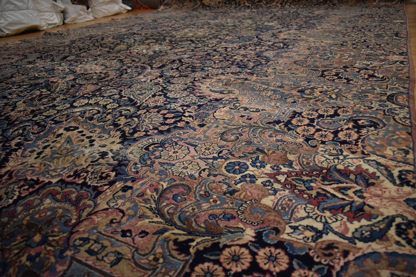 Persian Lavar Kerman - 10.6x18.6 - FA1169310