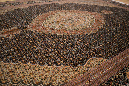 Vintage Persian Tabriz Rug, 8'3" x 11'6", in ivory, navy, pink and pistachio - photo 5