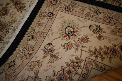 Sino Tabriz Rug, 12' x 15', in burgundy, cream and ivory - photo 8