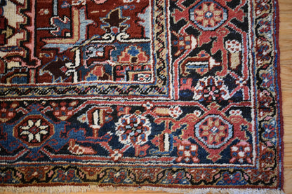 Antique Persian Heriz Rug, 8'1" x 11'2", in brick, ivory, navy and red - photo 2