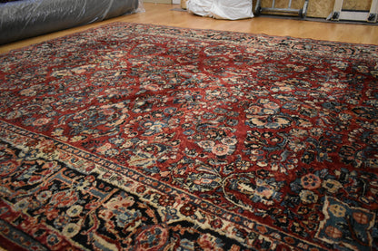 Antique Persian Sarouk Rug, 9' x 12', in burgundy, navy and red - photo 6