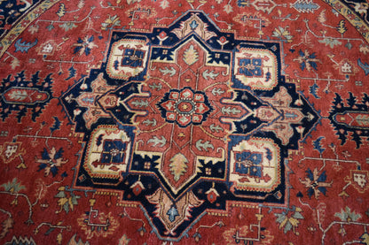 Indian Heriz Serapi Rug, 6' x 6', in brick, gold, ivory and navy - photo 3