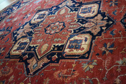 Indian Heriz Serapi Rug, 6' x 6', in brick, gold, ivory and navy - photo 5