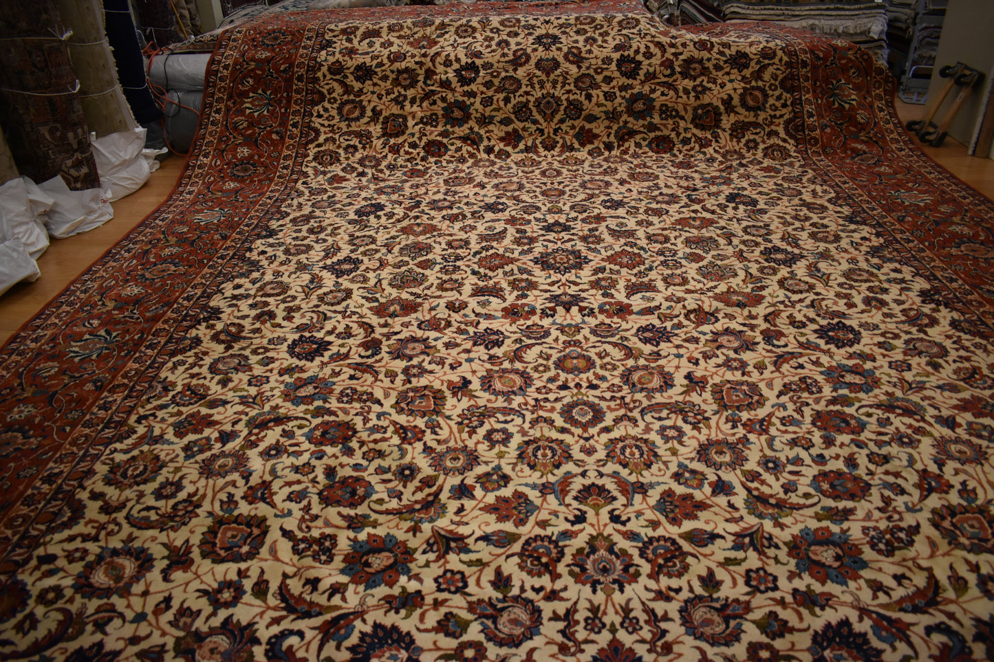 Persian Esfahan - 14.4x22.0 - P136