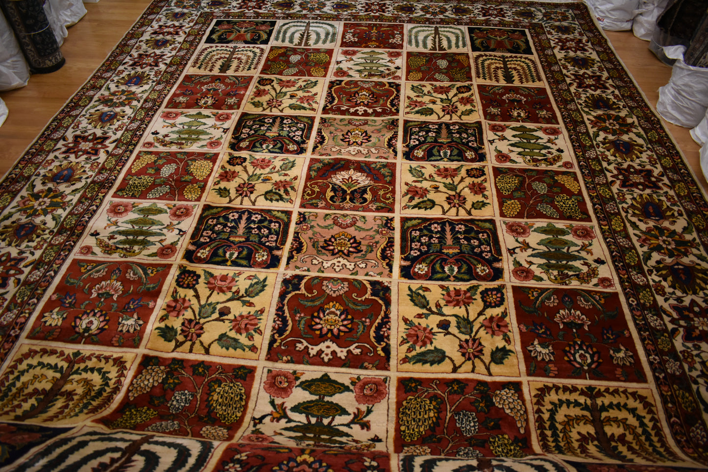 Persian Baktarie - 13.7x19.6 - 116793Horan