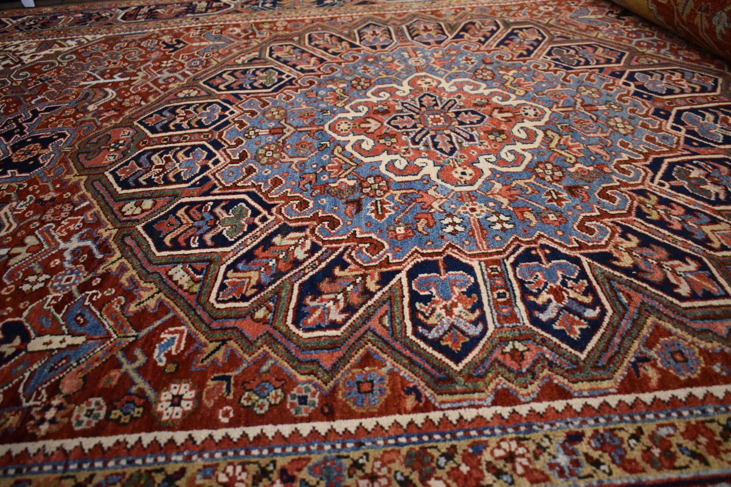 Persian Heriz - 8.0x11.5 - P117