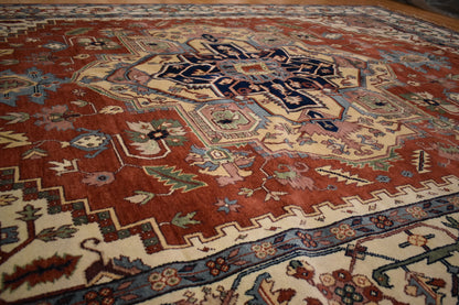 Indian Heriz Serapi Rug, 9'11" x 13'10", in brick, cream, green and ivory - photo 6