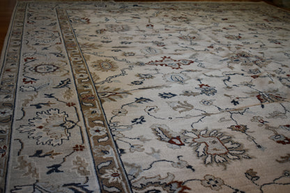 Indian Kashan Rug, 10' x 14', in blue and ivory - photo 2