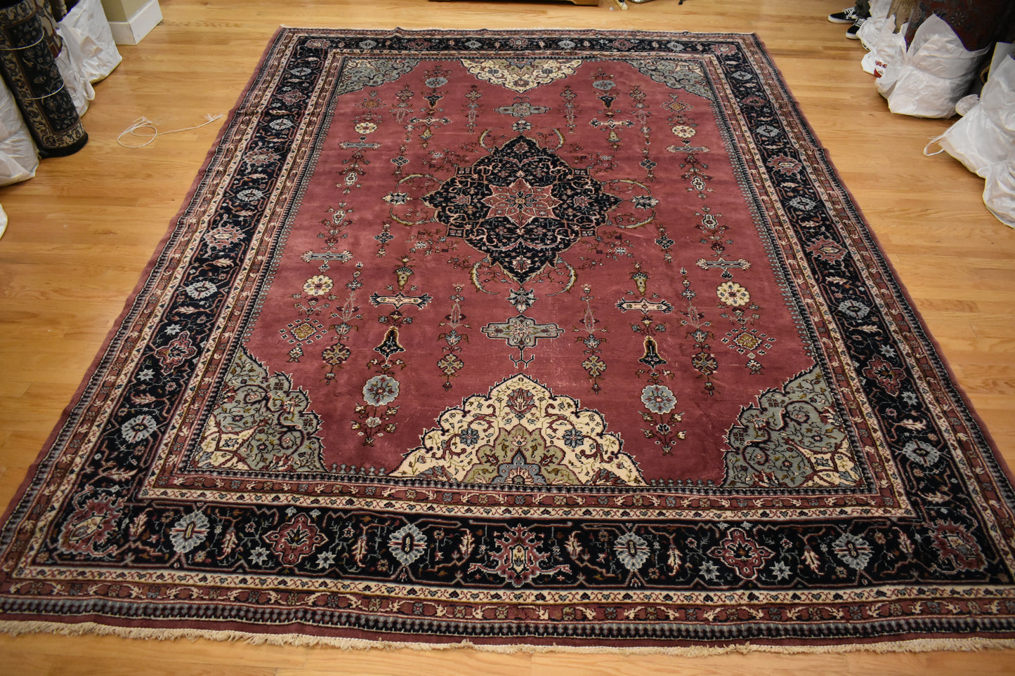 Turkish Sevas - 10.7x13.10 - J5623