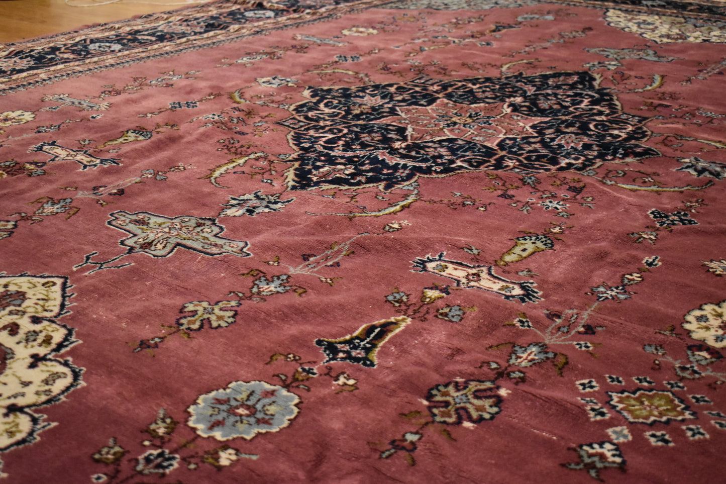 Turkish Sevas - 10.7x13.10 - J5623