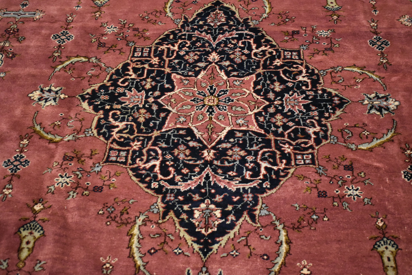 Turkish Sevas - 10.7x13.10 - J5623