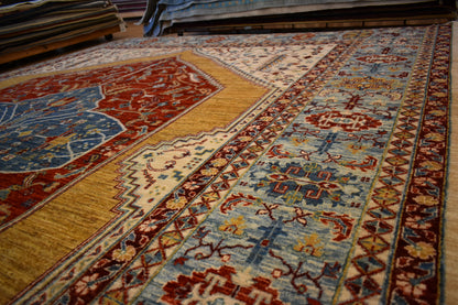 Afghan Serapi Rug, 9'2" x 11'9", in ivory, red and yellow - photo 5