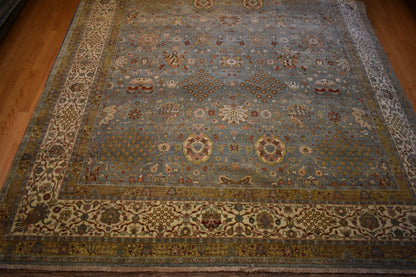 Indian Zigler Rug, 9' x 11'10", in green, hunter green, ivory and pistachio
