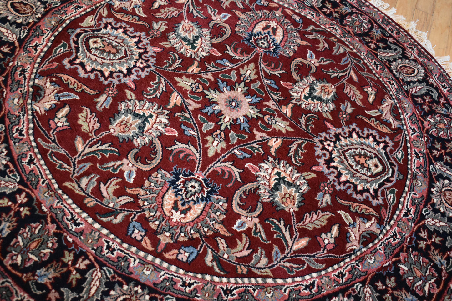 Indian Mashad - 5.8x5.8 - A1054