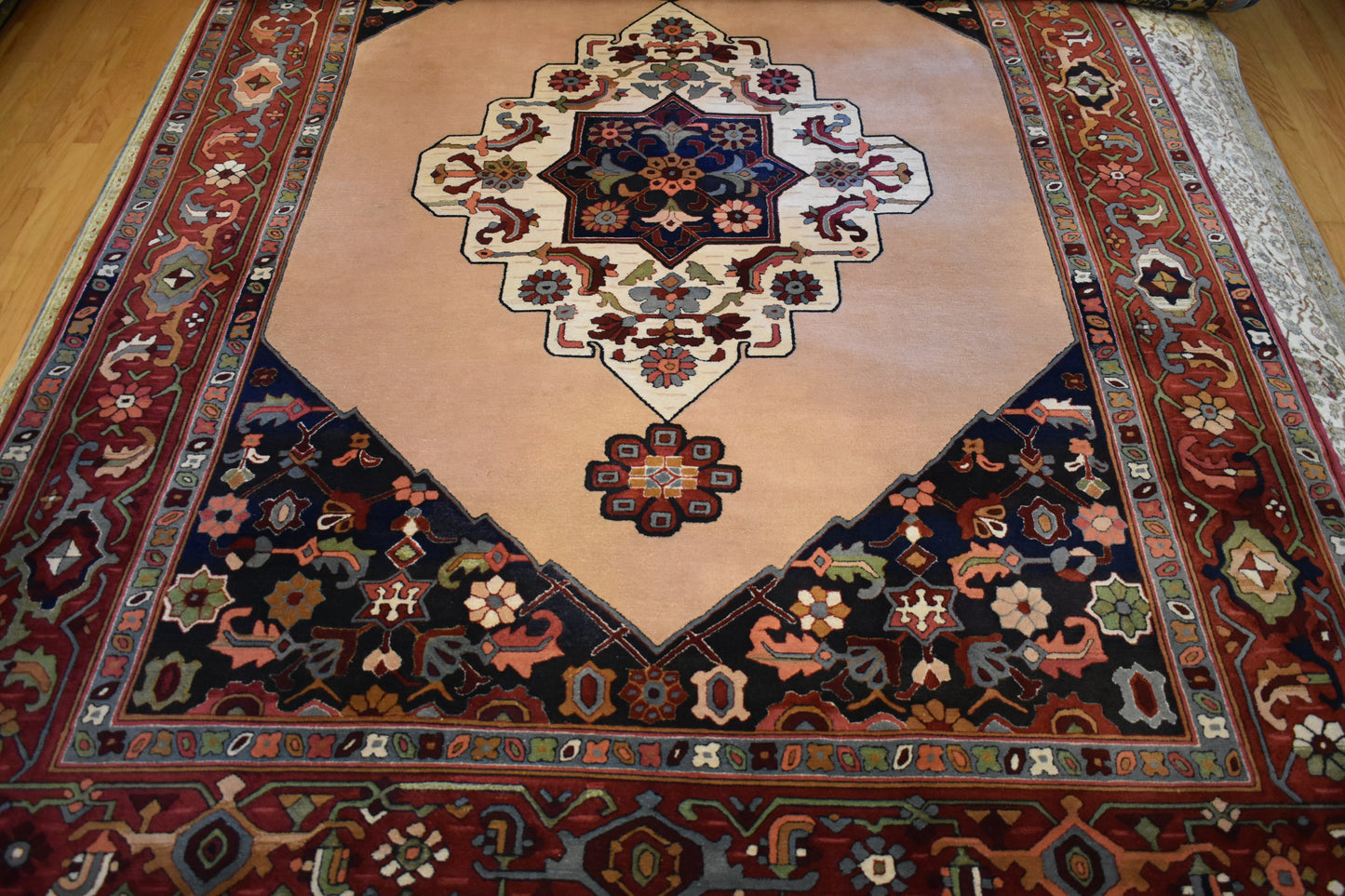 Austrian Hook Rug - 8.0x11.8 - I5140