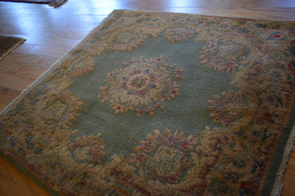 Vintage Persian Kerman Rug, 2'6" x 2'6", in cream and pink - photo 5