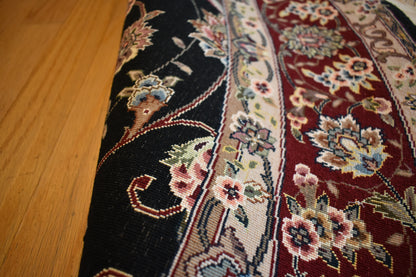 Sino Tabriz Rug, 6' x 6', in black and red - photo 5