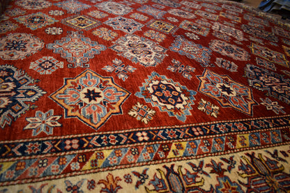 Pakistani Kazak Rug, 9'2" x 11'9", in blue, ivory and ruby - photo 4