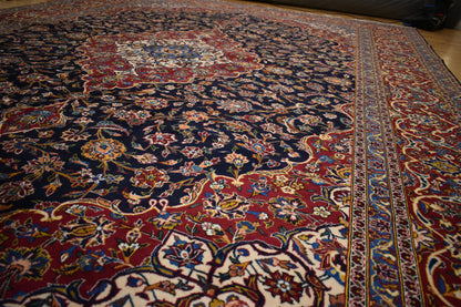 Vintage Persian Kashan Rug, 10'3" x 13'11", in blue, ivory, navy and red - photo 2