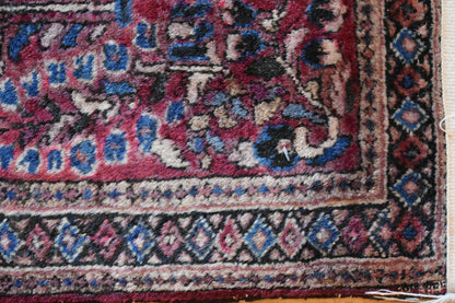 Antique Persian Sarouk Rug, 2' x 3'11", in blue, burgundy, cream and navy - photo 2