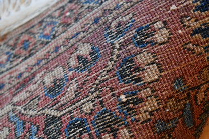 Antique Persian Sarouk Rug, 2' x 3'11", in blue, burgundy, cream and navy - photo 3